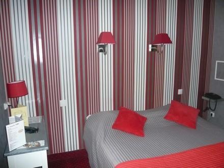 - Restaurant Saint Jacques Hotel 2*