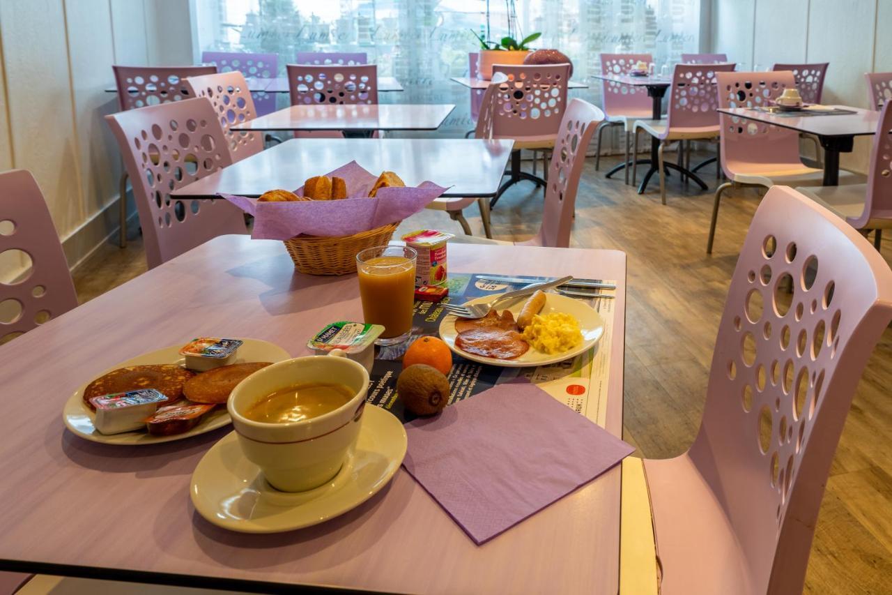 - Restaurant Saint Jacques Hotel